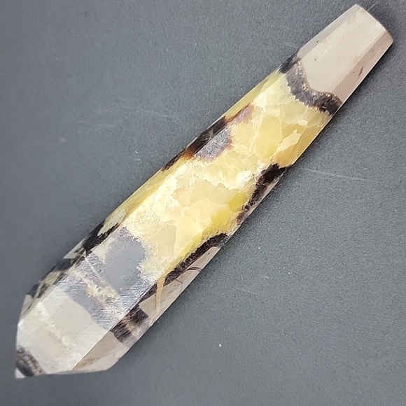 Elegant Septarian Stone Natural Crystal Obelisk with Stand UV Reactive Gemstone - Picture 6 of 13